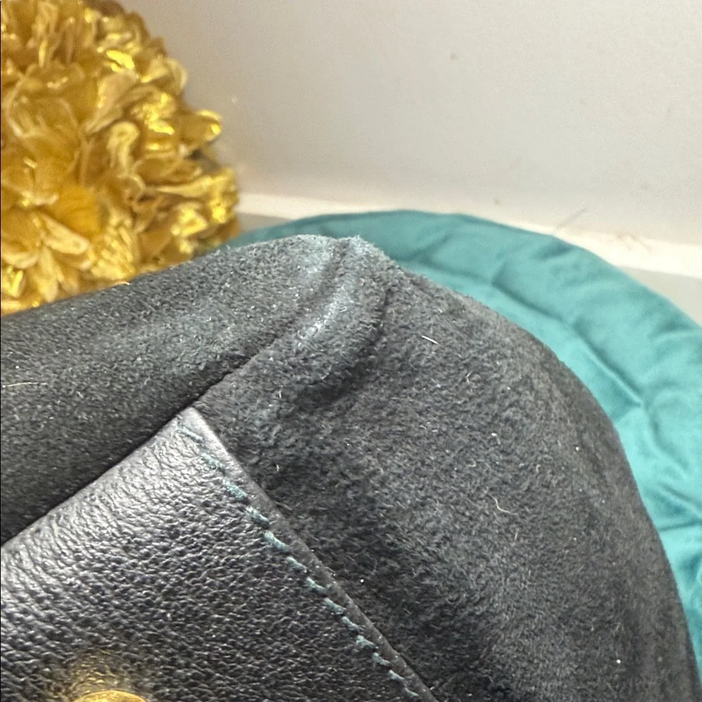 Gucci Black Suede Tote Bag - Picture 11 of 14